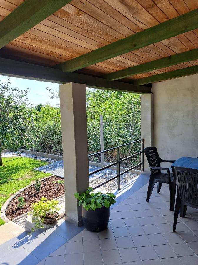 Grapeline Guesthouse Chotin Zewnętrze zdjęcie