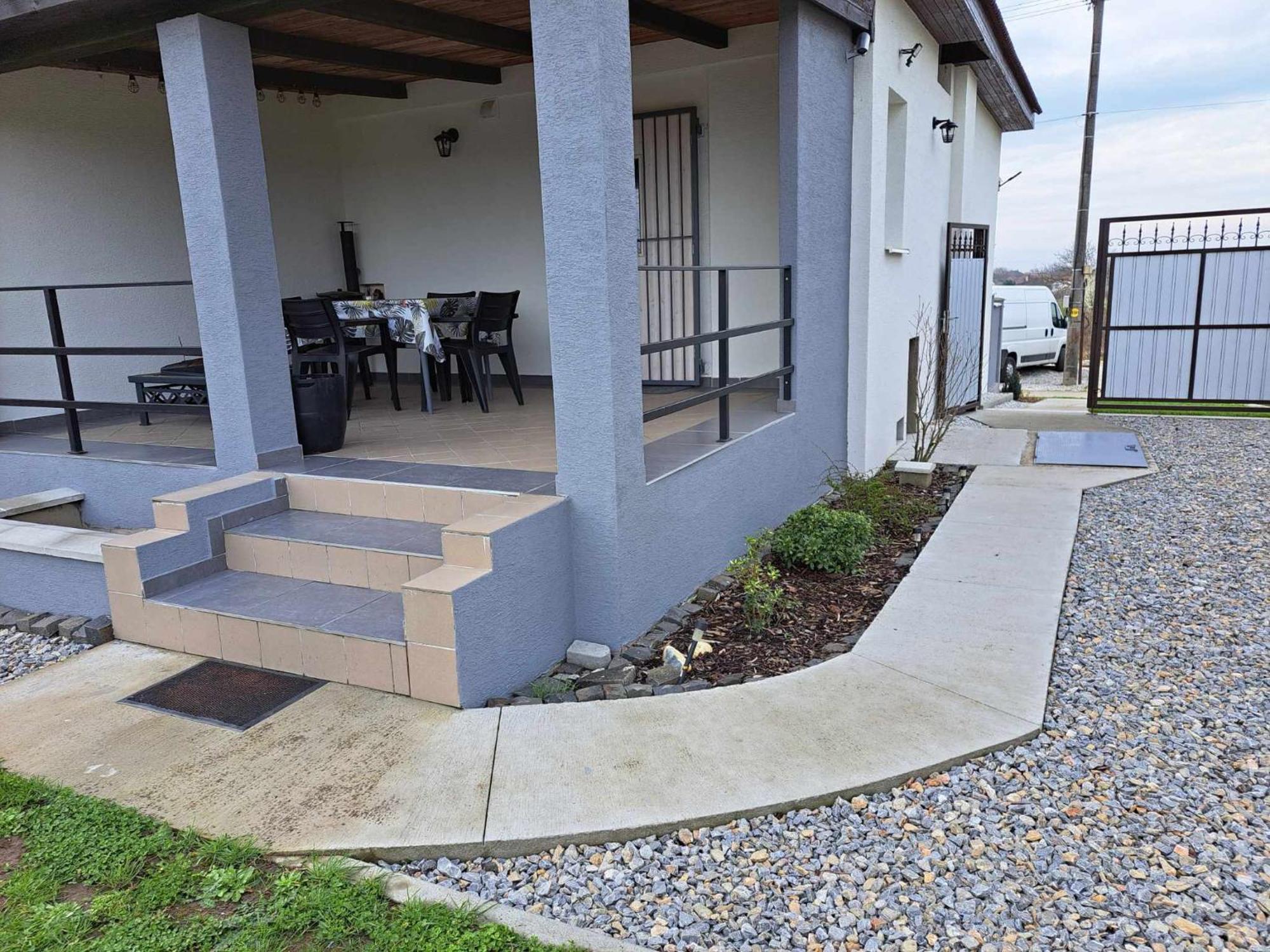 Grapeline Guesthouse Chotin Zewnętrze zdjęcie